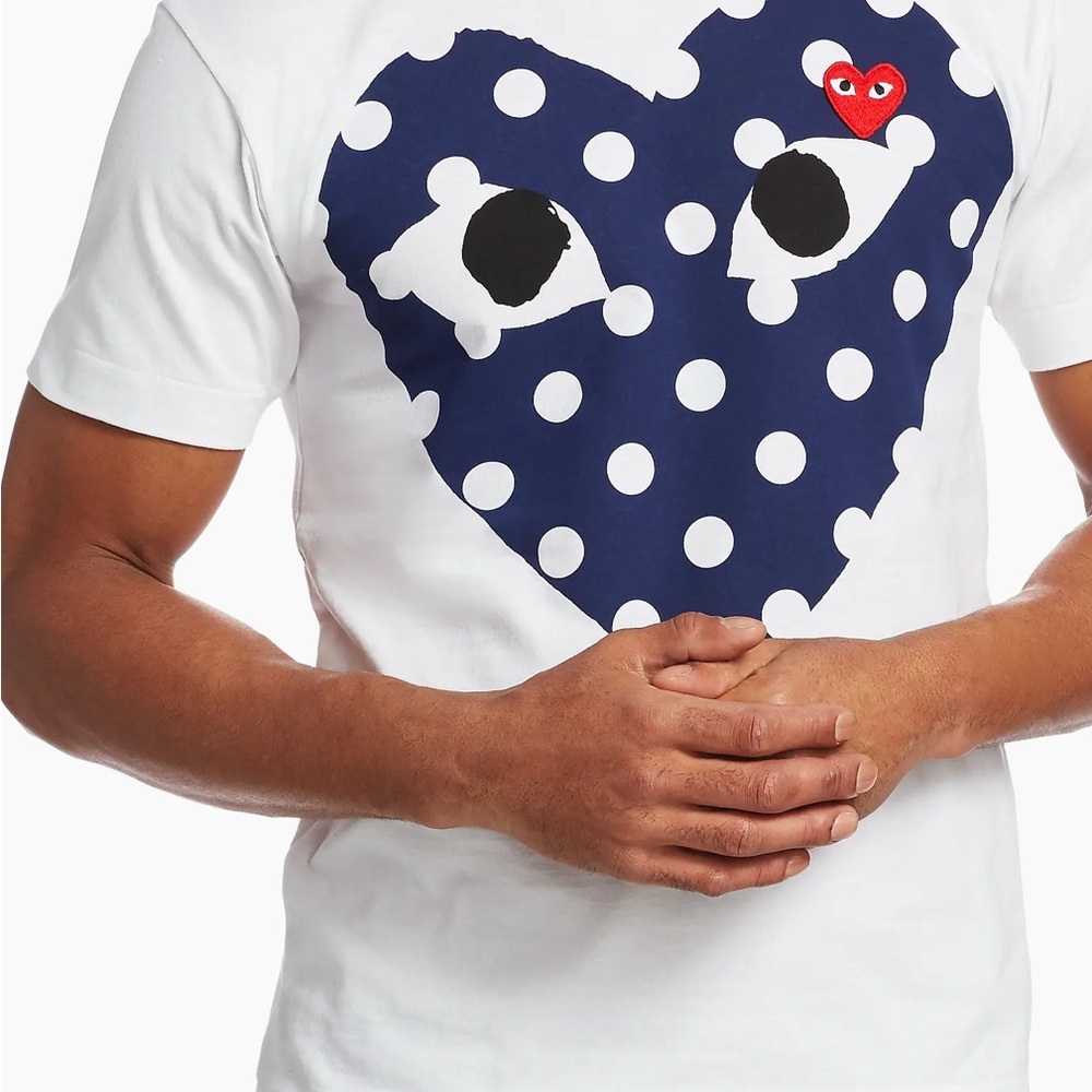 Comme des Garcons. PLAY. 
White Tee with Navy Polka Dot Heart - Picture 10 of 14